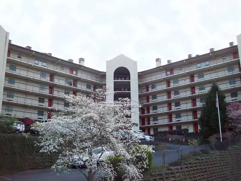 gatlinburg chateau condos