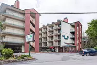 oak square gatlinburg condo rentals