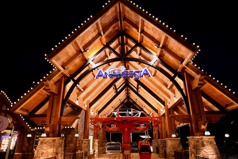 Anakeesta chairlift at night