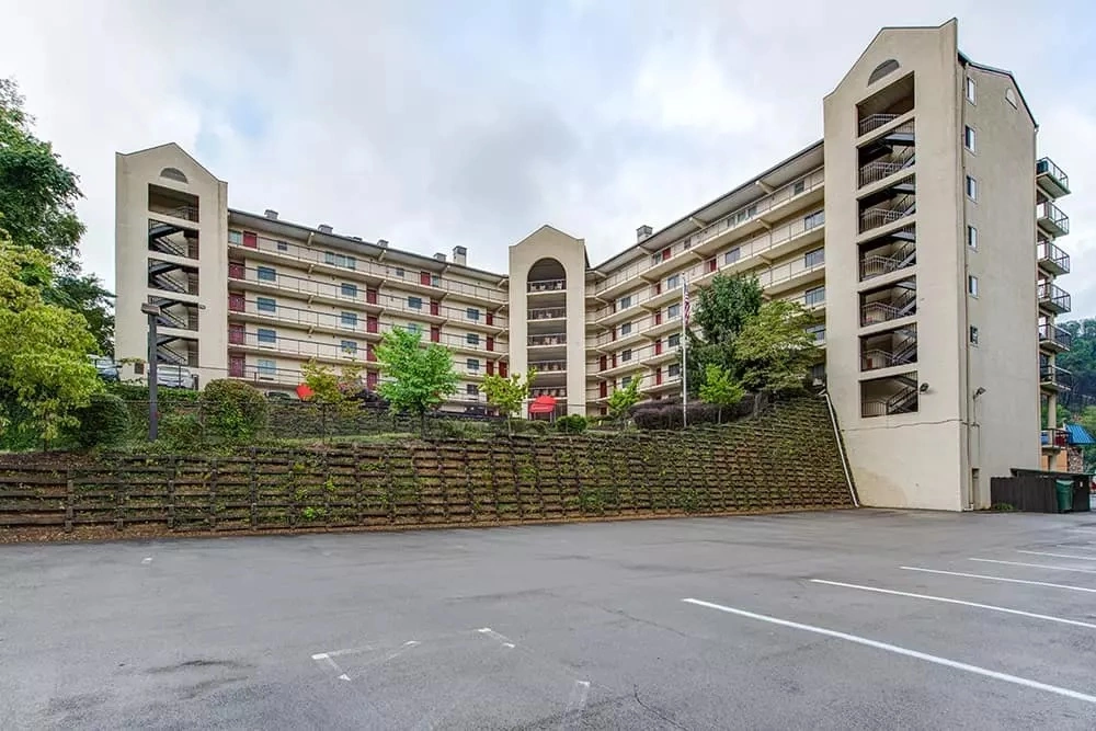 find a gatlinburg tn condo at gatlinburg chateau