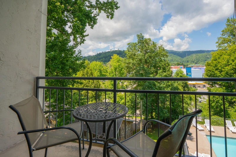 Sweeping mountain views from your private balcony, where morning coffee or sunset drinks become a peaceful retreat above the tree line.